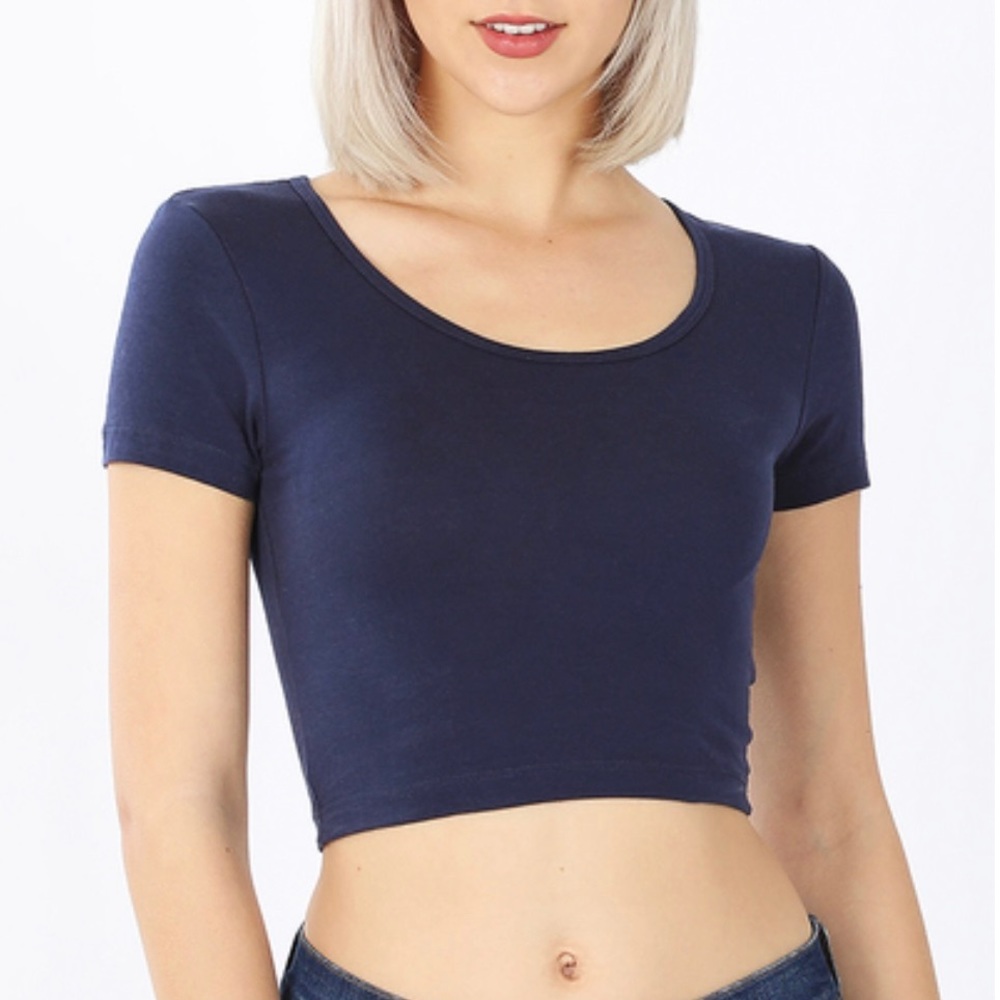 Juniors Short Sleeve Crop Top